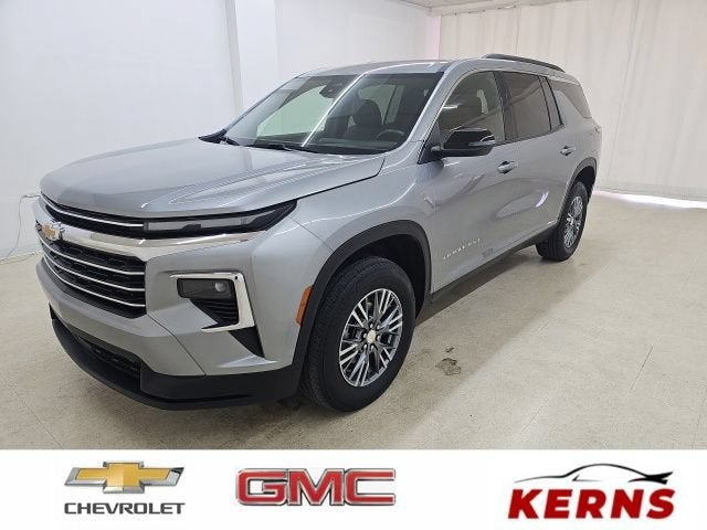 2025 Chevrolet Traverse LT in Sterling Gray Metallic — front three-quarter view