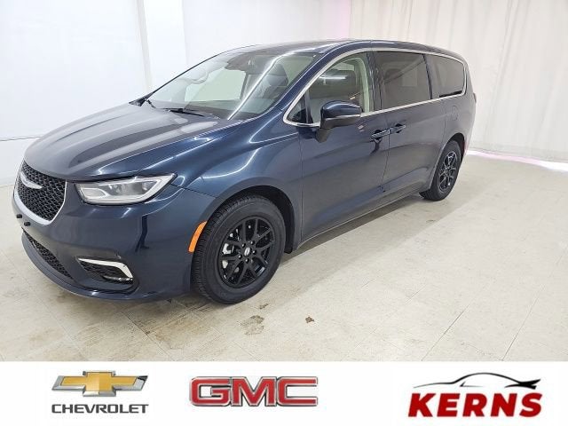 2023 Chrysler Pacifica Touring L in Blue — front three-quarter view